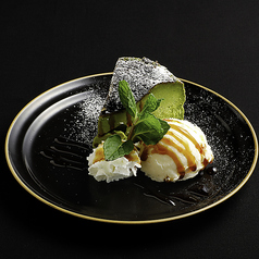 抹茶のバスクチーズケーキ