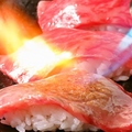 料理メニュー写真 肉寿司盛り合わせ