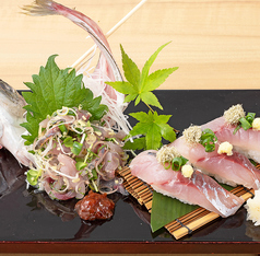 鯵の食べづくし＜梅叩きと握り寿司＞