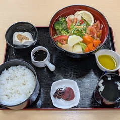 ヴィーガン用サラダ定食