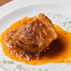 とろとろ豚バラ肉のビール煮込み