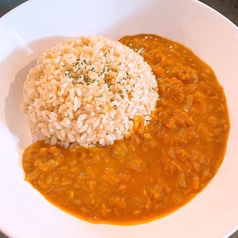 玉ねぎとレンズ豆のココナツとまとカレー