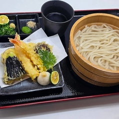 地元の方にも大人気！天釜うどん！