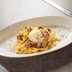 【タリアテッレ】温泉卵のカルボナーラ