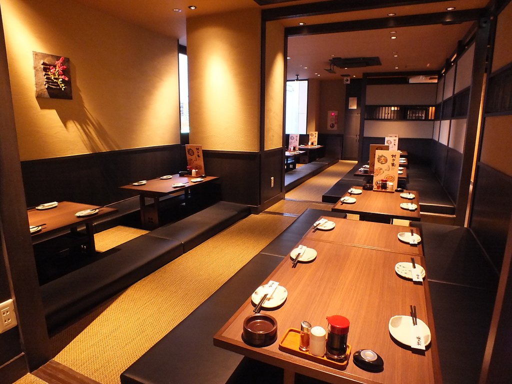 お座敷も完備！大宴会にももちろん最適！最大90名様までOK♪