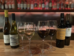 グラス・ワイン 赤または白