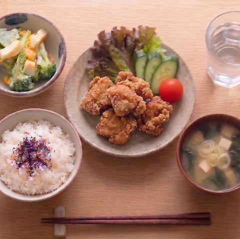 大人気！からあげ定食