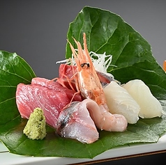 【琴】全9品前菜/御しのぎ/椀物/お造り/焼物/蒸物/揚物/食事/デザート