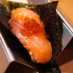 サーモンいくらのせ