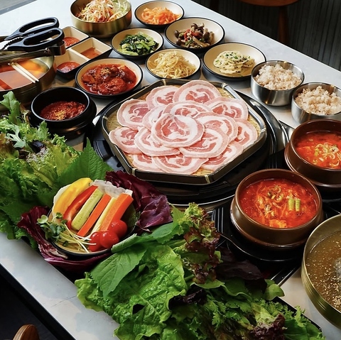 韓国料理 HANSSAM ハンサム 難波心斎橋店