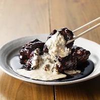 黒酢の深いコクとタルタルのまろやかさ