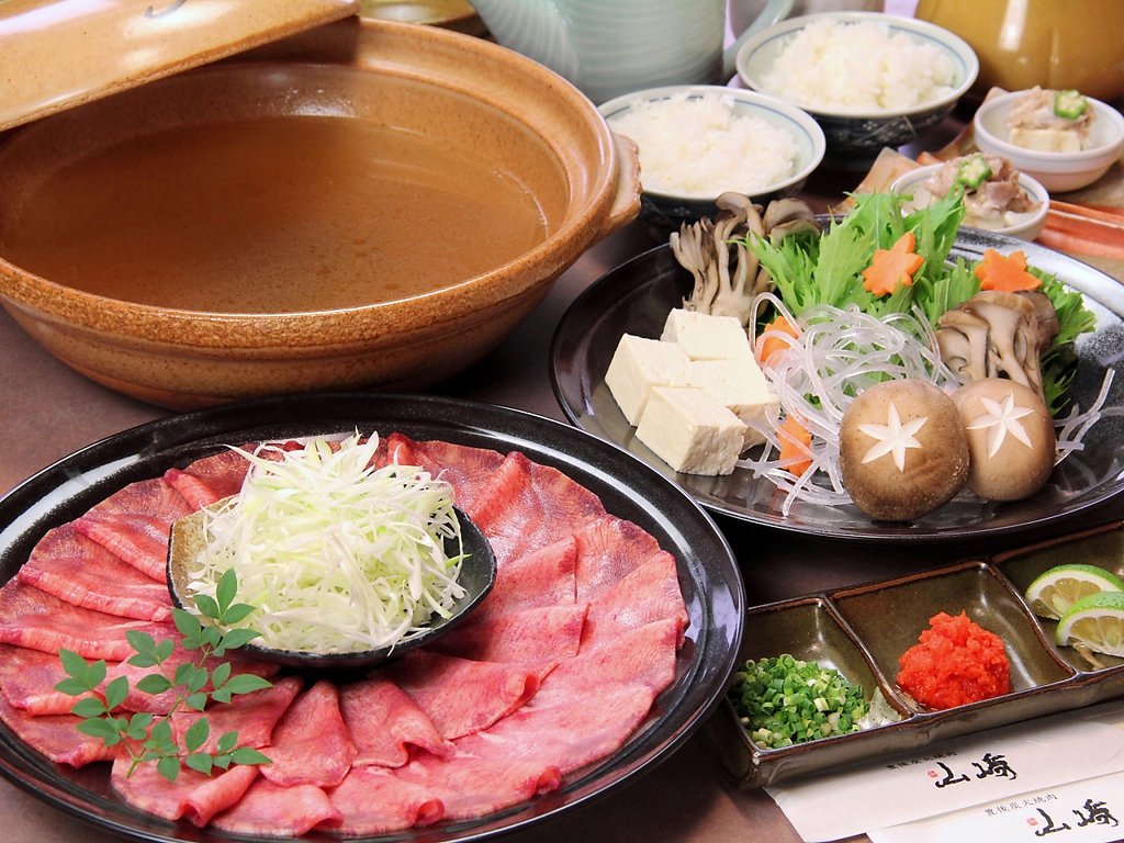 豊後炭火焼肉 山崎 光吉店の写真ギャラリー