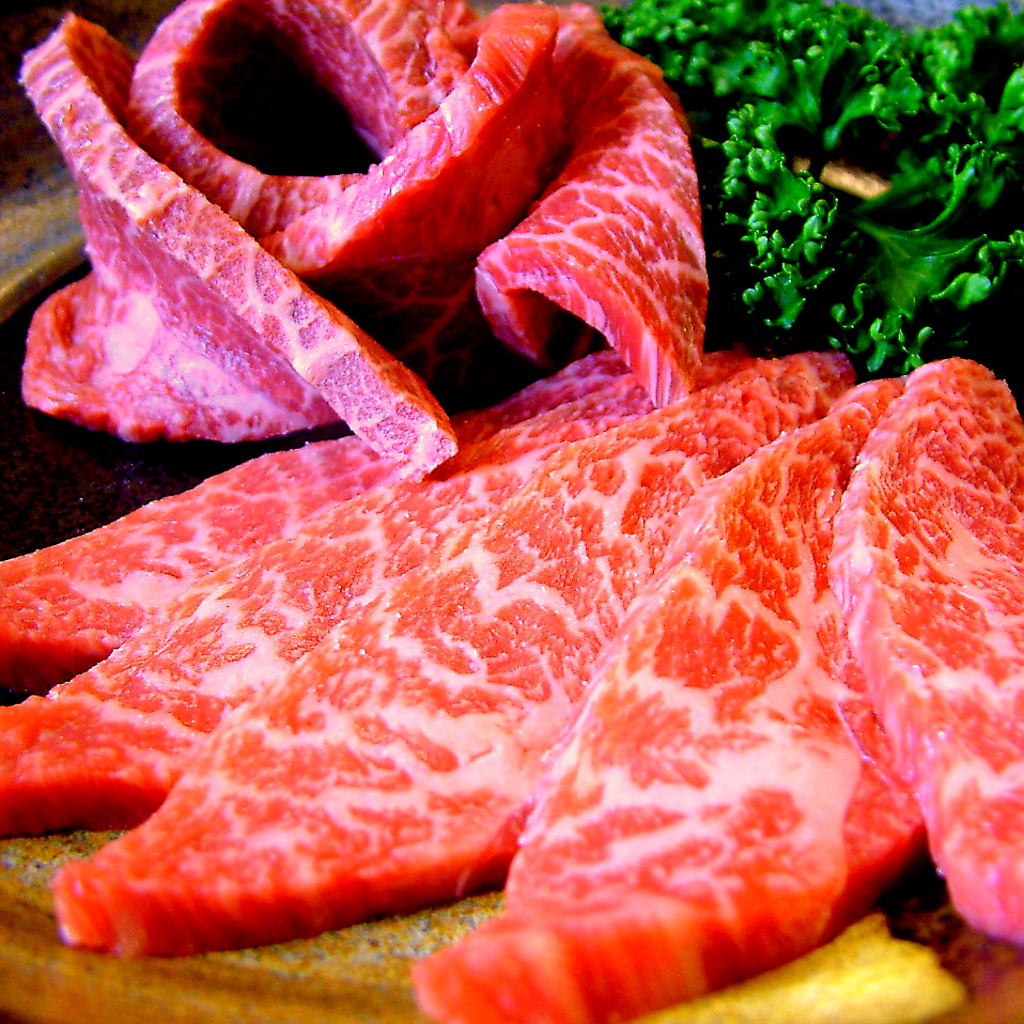 希少部位のイチボやミスジが宴会コースでも楽しめる！常連さん人気のお鍋は3種から選択OK◎