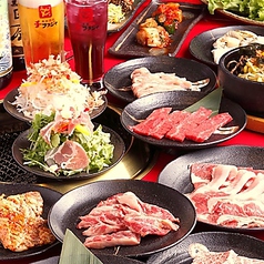 自社牧場で生まれたブランド和牛「パイン牛」も食べ放題