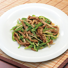 牛肉ピーマン炒め