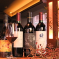 日本酒、ワインはリーズナブルなものからハイクラスまで多数ご用意。