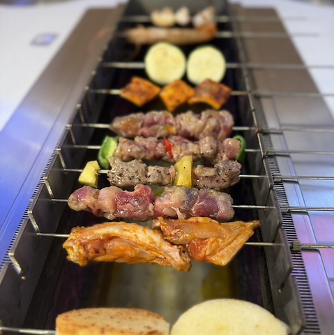 おすすめはチャイナスパイス串焼きバイキング♪池袋で人気のガチ中華居酒屋！