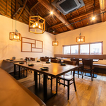 美味しい料理と、お酒に舌鼓を打ちながら、大切な人や仲間と賑やかにおしゃべりを。食も話も大満足★