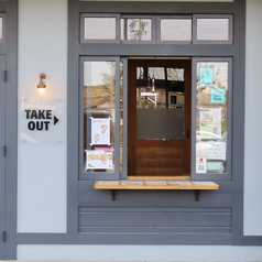 LIS CREPE リス クレープの外観2