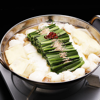 和牛もつ鍋・明太もつ鍋や黒豚しゃぶしゃぶも◎