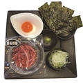 料理メニュー写真&nbsp;黒毛和牛ユッケ/とろ和牛炙り寿し