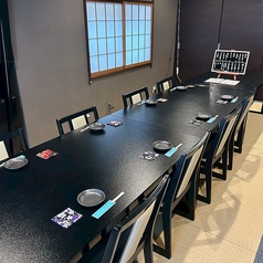 宴会コースご利用で２階のご利用が可能です。人数により貸し切りなども対応致しますのでご相談ください。