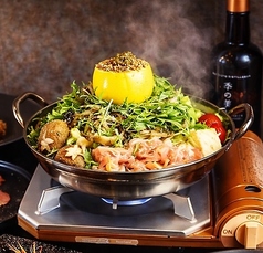 【冬限定】ヨルカゼおすすめセット●小皿料理+選べる三種鍋+〆