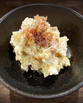 串カツ以外の料理も多数揃っています！写真は人気メニューのポテトサラダ☆