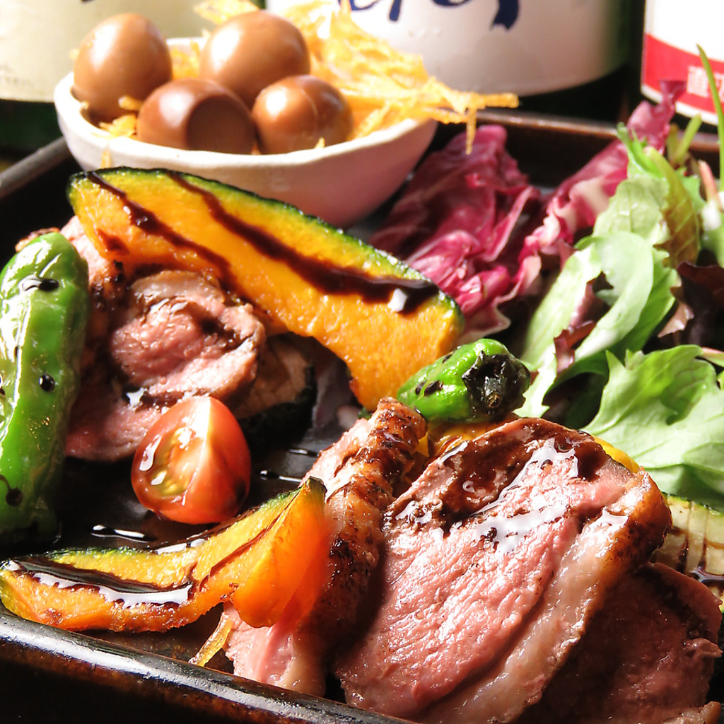 当店では拘りの詰まった食材で洋・和食をご用意しております。旬の食材をごゆっくりとご堪能ください