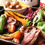 当店では拘りの詰まった食材で洋・和食をご用意しております。旬の食材をごゆっくりとご堪能ください