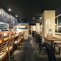 牡蠣と魚介のワイン酒場 FISHMANS SAPPORO フィッシュマンズ サッポロの雰囲気3