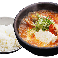 豚キムチスン豆腐　定食ごはん付き