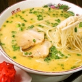 料理メニュー写真&nbsp;豚骨ラーメン