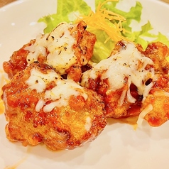 ヤンニョムチキンの炙りチーズ