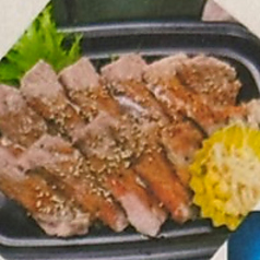 牛サーロインステーキ重