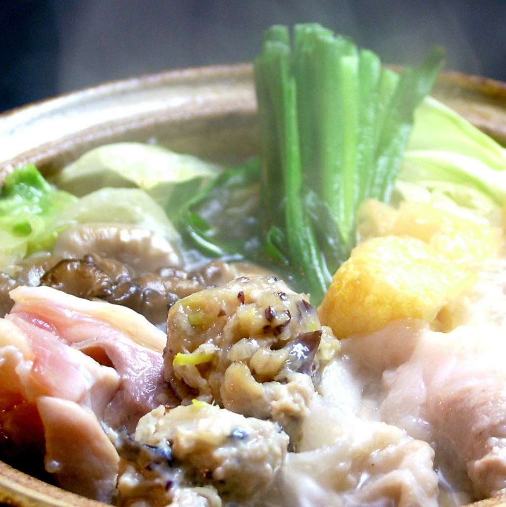 「湯気までウマい・・・！！」まさに和食の髄・命のダシが決め手の『名物塩ちゃんこ鍋』・・・
