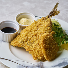 《ハーフビュッフェ　メイン料理》真鯵と沖鰆のフライ