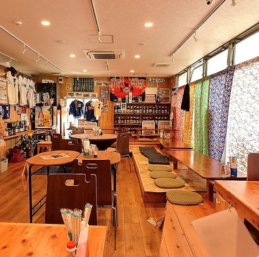 CAFE&居酒屋レストランちゅらの雰囲気1