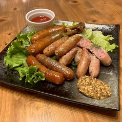 ソーセージ盛りデラックス