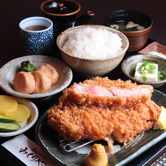 上ロースかつ定食　大　(300g)