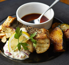 【バターの香りとぎゅっと閉じ込められたコクと旨味が食欲そそる至高の逸品◎】真鯛のムニエル2200円(税込)の写真