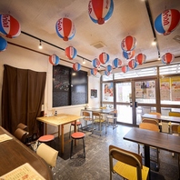 初対面でも笑顔がつながる賑わい空間