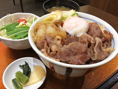 飛騨牛すき焼き丼