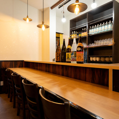 “ちょっと飲みたいだけ”という日こそ、カウンター席の本領発揮！席に座ればすぐ注文、すぐ飲めるスピーディーさが魅力です。仕事帰りに15分だけ、1杯だけ、軽くつまんで帰りたい…そんな思いが叶います♪短時間でも満足度が高く、「また来よう」と思わせてくれます！