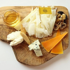チーズ盛り合わせ5種
