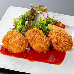 蟹クリームコロッケ蟹味噌入り