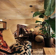 シーシャカフェ&バー DOOR ドアの雰囲気3