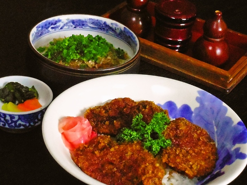 福井名物の越前おろしそばとソースカツ丼をなんと市原で味わえるこだわりの店。