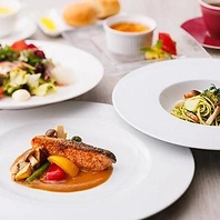 パスタもメインも両方楽しめるスペシャルランチコース◎