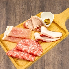 BEER PUB M ビアパブエム 広島駅の特集写真